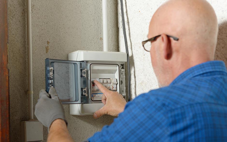 électricien urgence Louvres